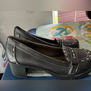 Loafer style shoes